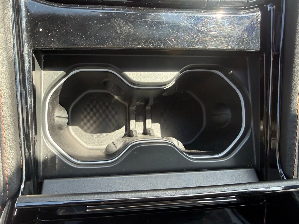 Used 2022 Jeep Grand Cherokee Summit AWD/4WD image 31