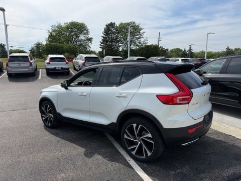 Used 2020 Volvo XC40 T5 R-Design AWD/4WD image 5