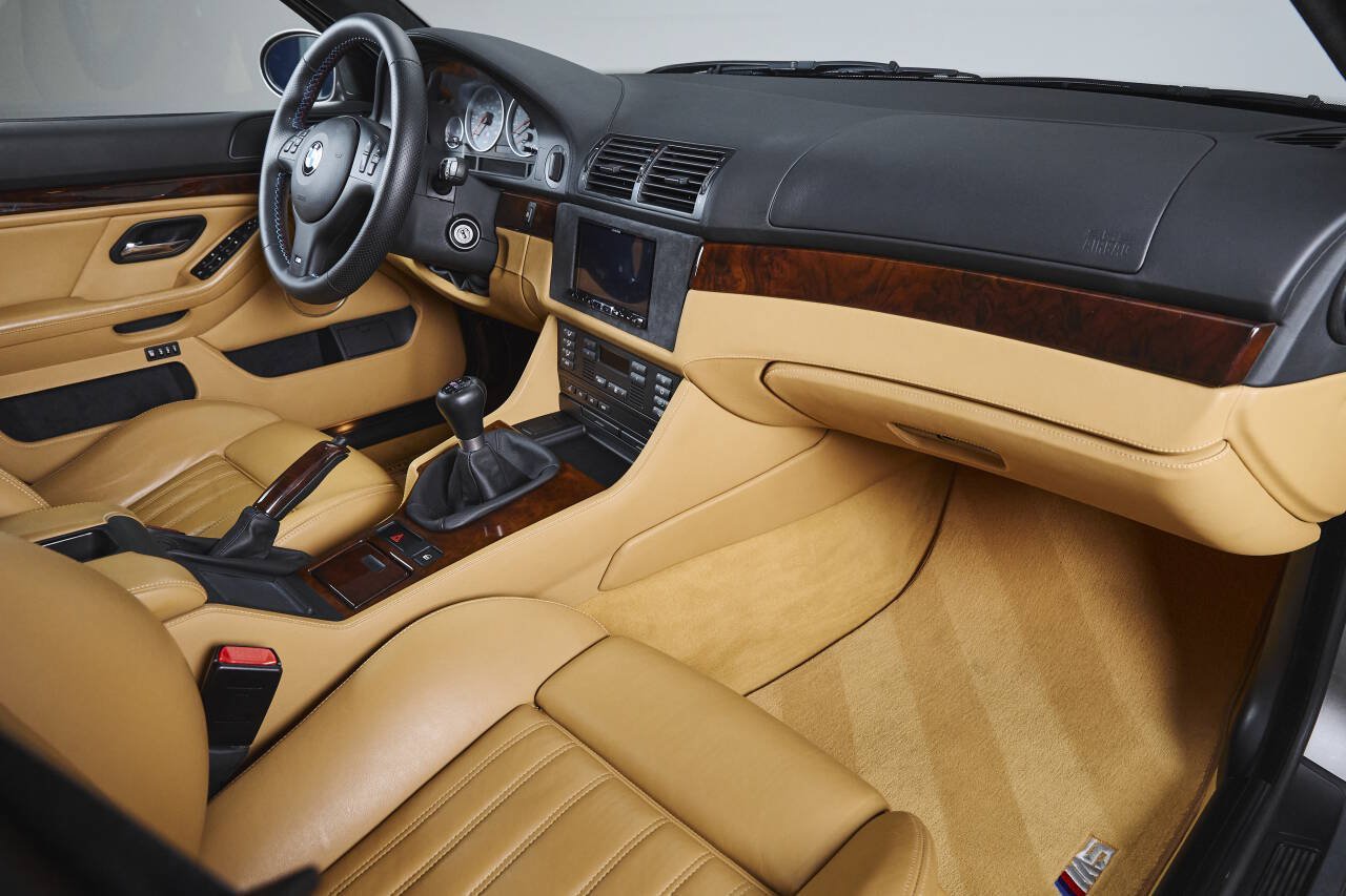 Used 2003 BMW M5 RWD image 69