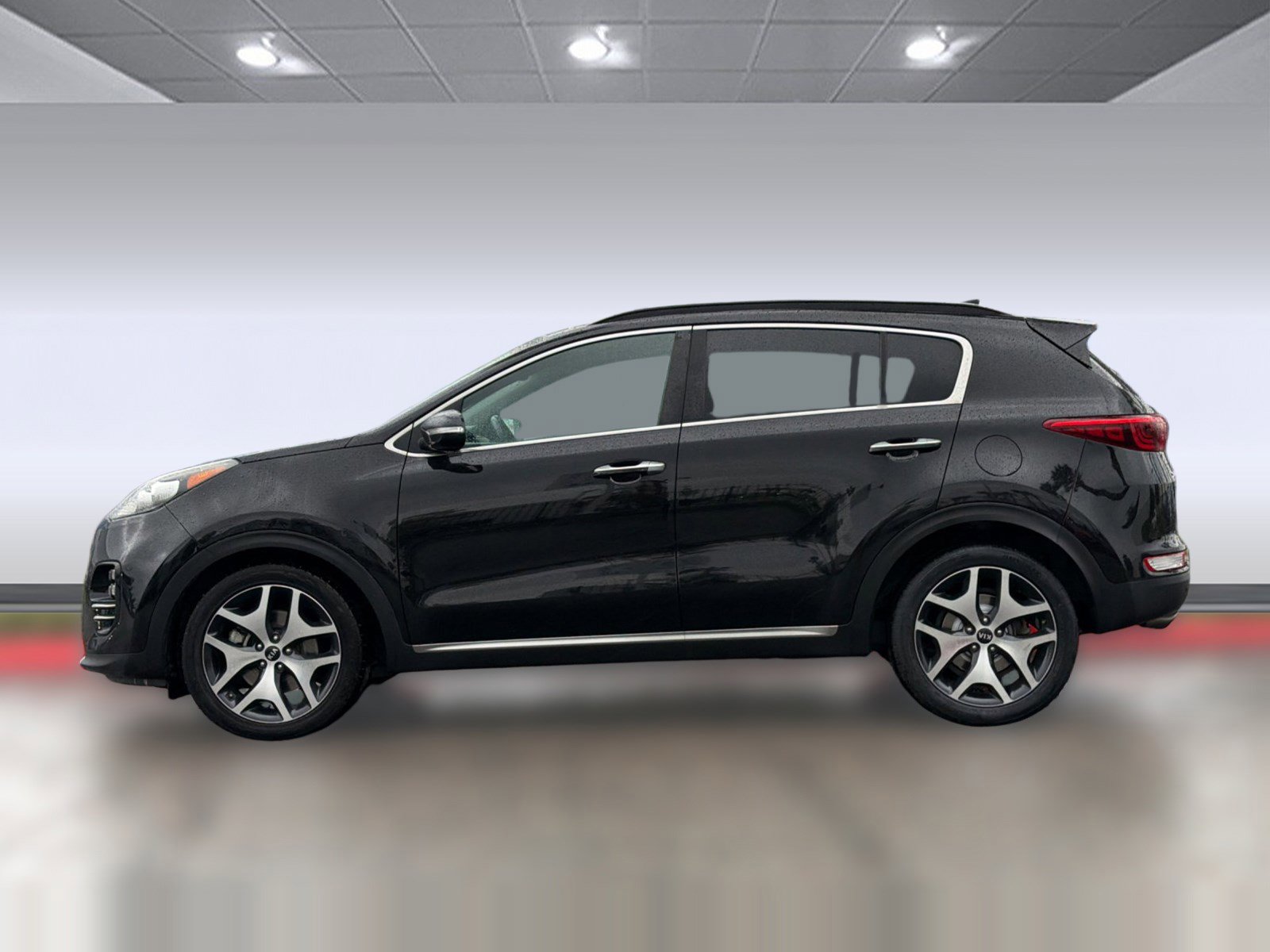 Used 2018 Kia Sportage SX image 2