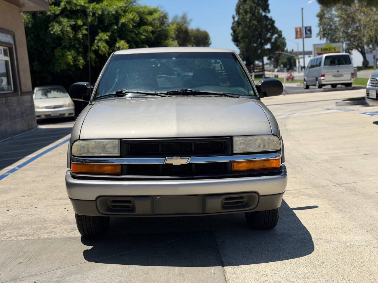 Used 2000 Chevrolet S10 Pickup LS w/ Preferred Equipment Group RWD image 4