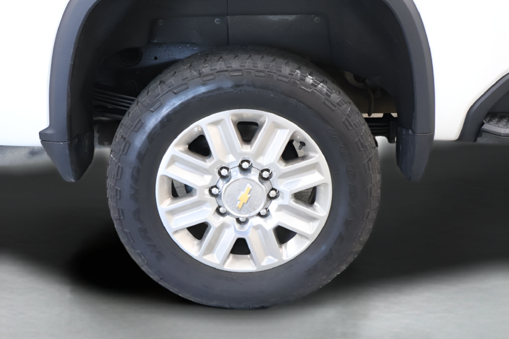 Used 2025 Chevrolet Silverado 2500 High Country AWD/4WD image 34