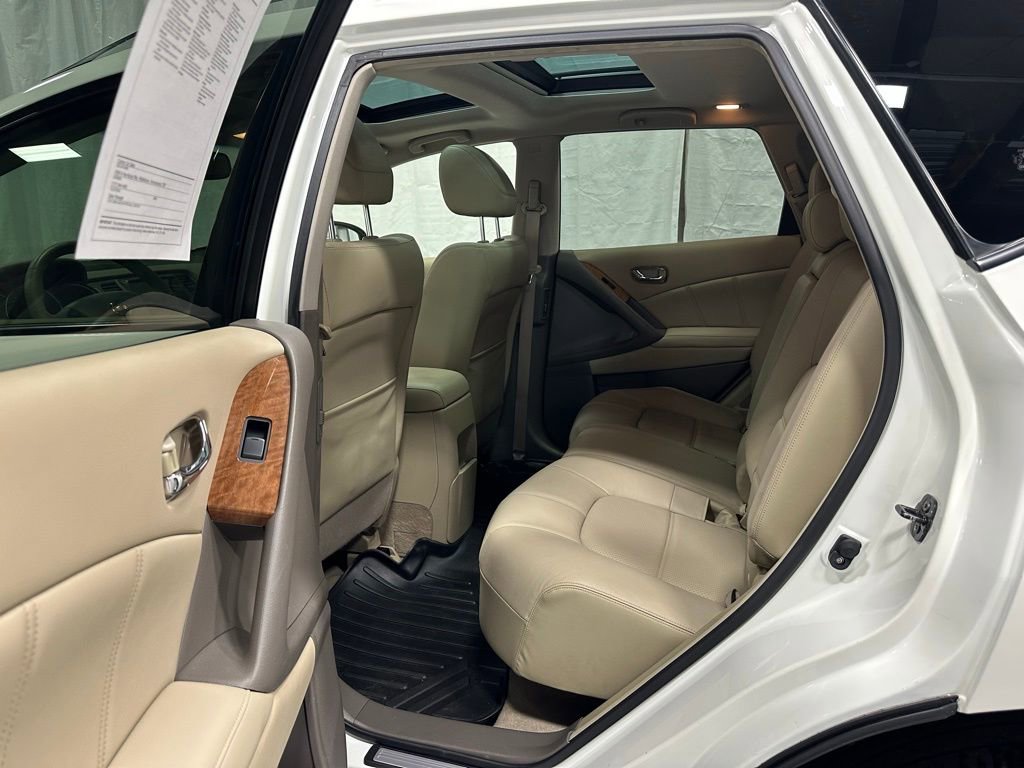 Used 2014 Nissan Murano LE w/ Platinum Edition Package image 36