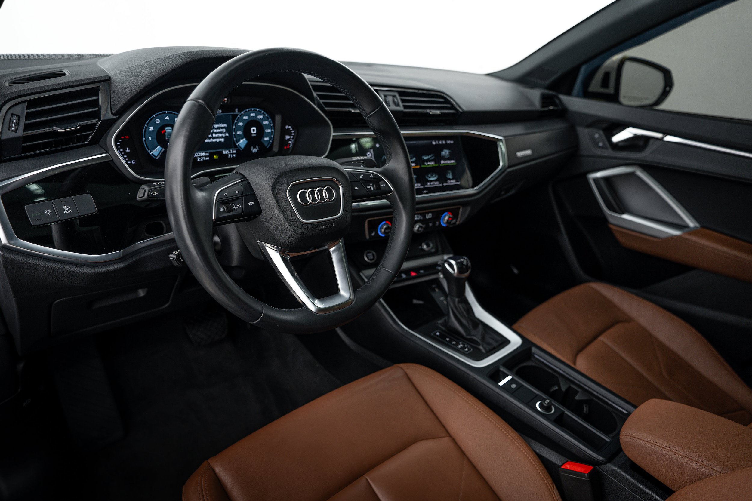 Used 2024 Audi Q3 2.0T Premium Plus AWD/4WD image 8