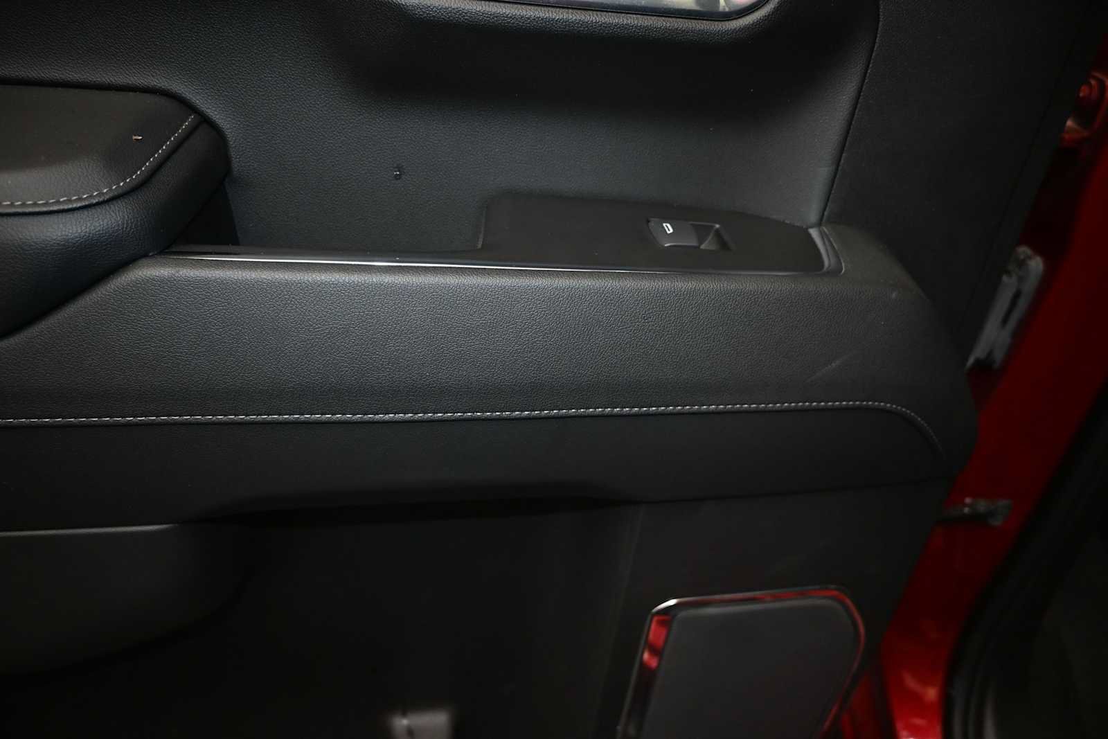 Used 2024 Chevrolet Silverado 1500 LT Trail Boss w/ LPO, Dark Essentials Package AWD/4WD image 21