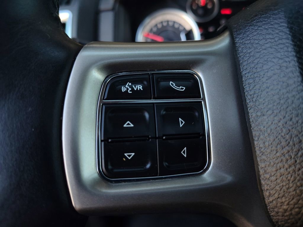Used 2015 RAM 1500 Laramie w/ Convenience Group image 11