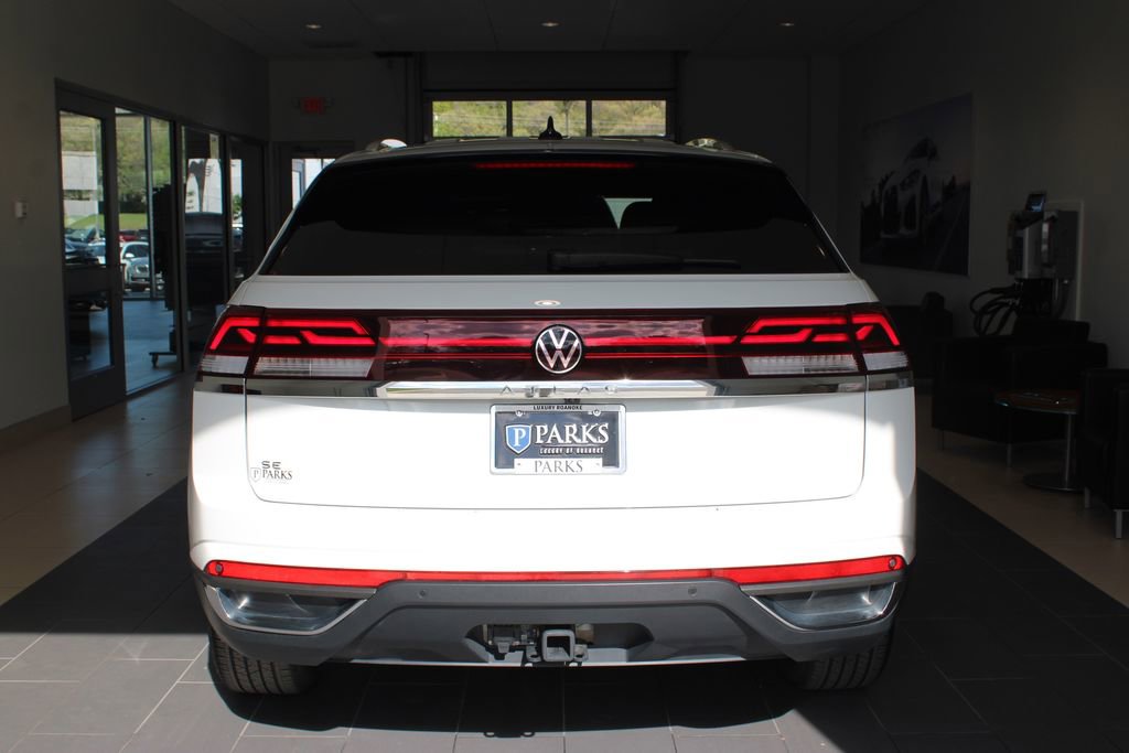 Used 2025 Volkswagen Atlas Cross Sport SE image 25