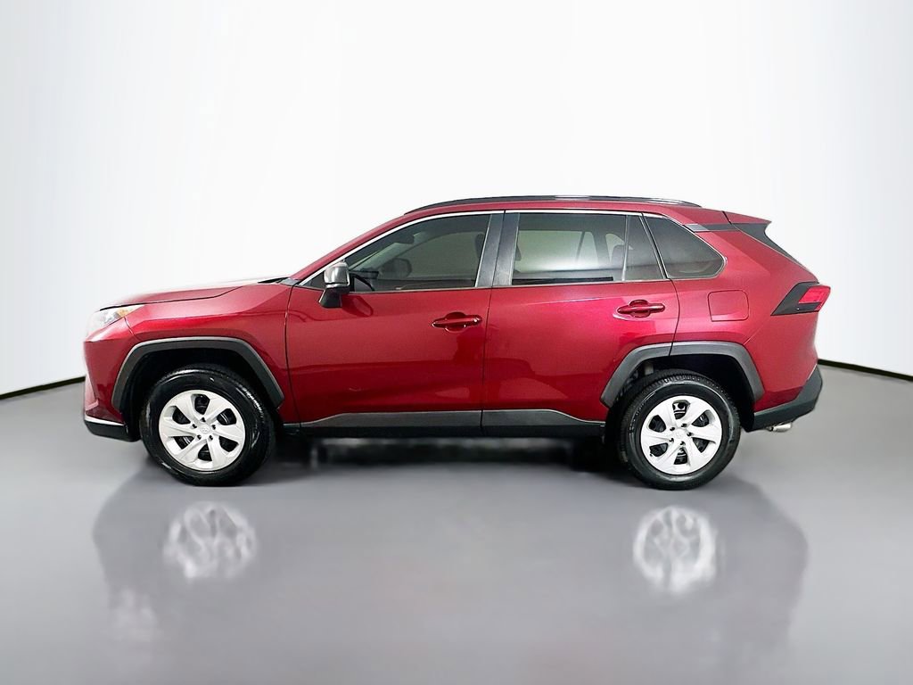 Used 2019 Toyota RAV4 LE FWD image 8