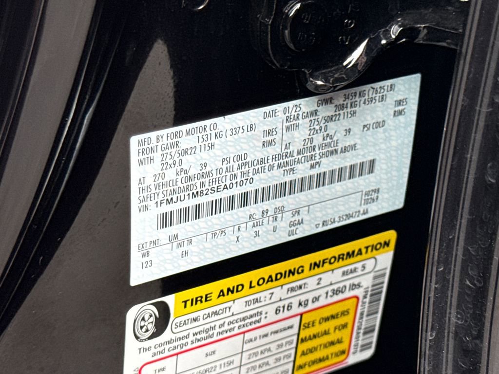 Used 2025 Ford Expedition Platinum w/ Stealth Appearance Package image 35