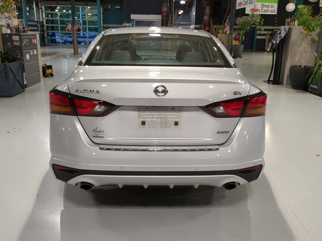 Used 2022 Nissan Altima 2.5 SV w/ SV Premium Package AWD/4WD image 9