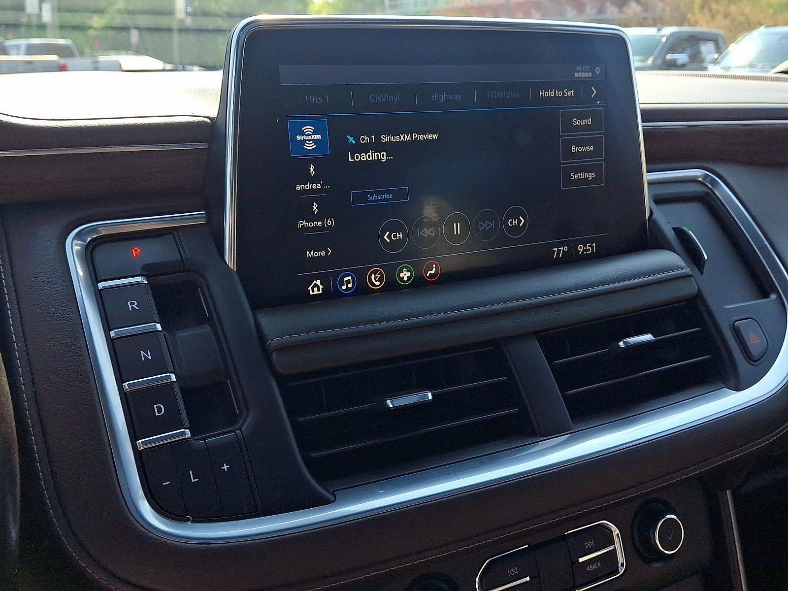 Used 2021 Chevrolet Tahoe LT w/ LT Signature Package AWD/4WD image 17