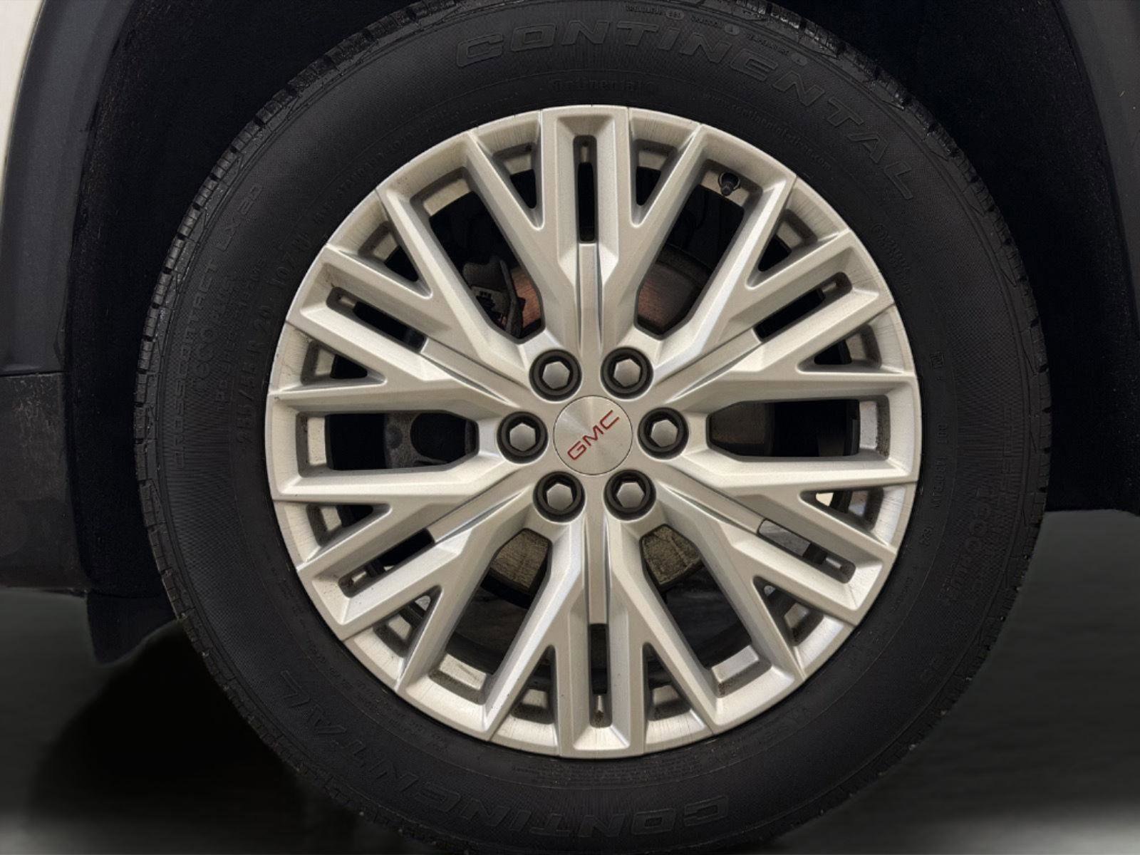 Used 2024 GMC Acadia Elevation image 7