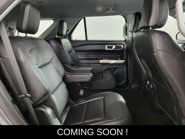 Used 2021 Ford Explorer XLT w/ Equipment Group 202A image 17
