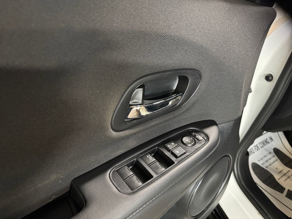 Used 2020 Honda HR-V Sport image 14