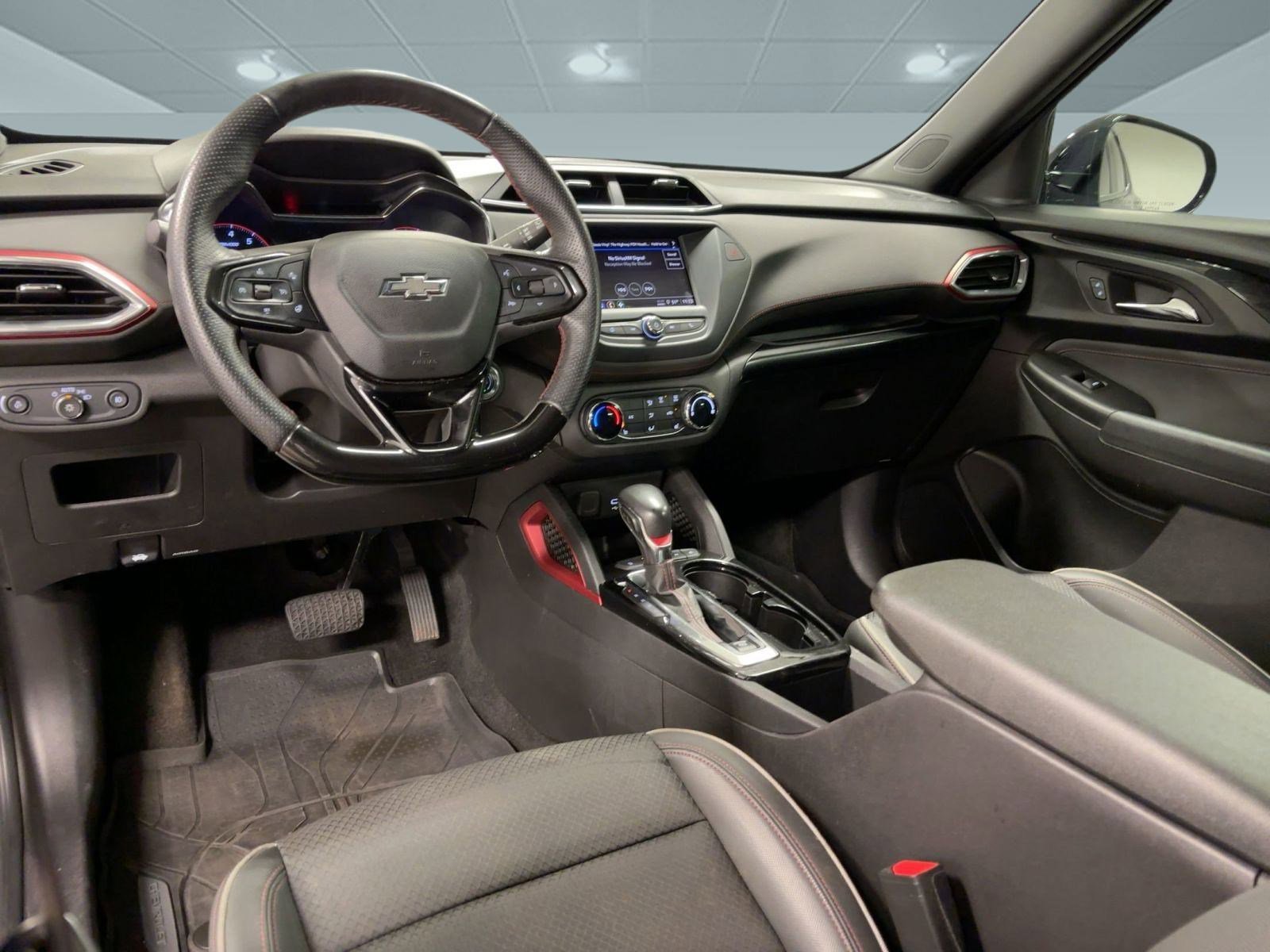 Used 2022 Chevrolet TrailBlazer RS image 28