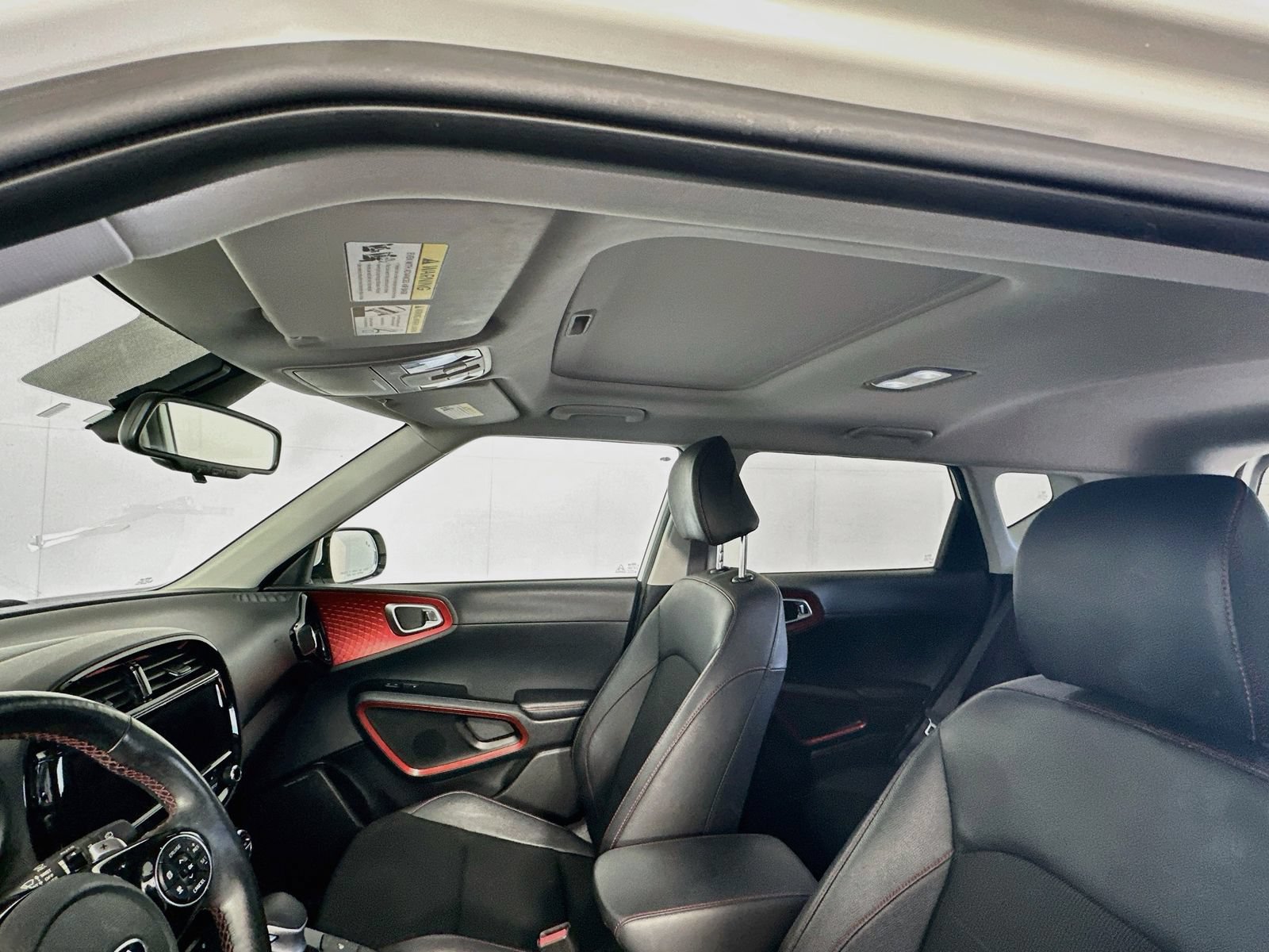 Used 2021 Kia Soul Turbo FWD image 23
