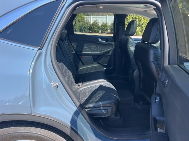 Used 2024 Ford Escape Platinum w/ Premium Technology Package image 35
