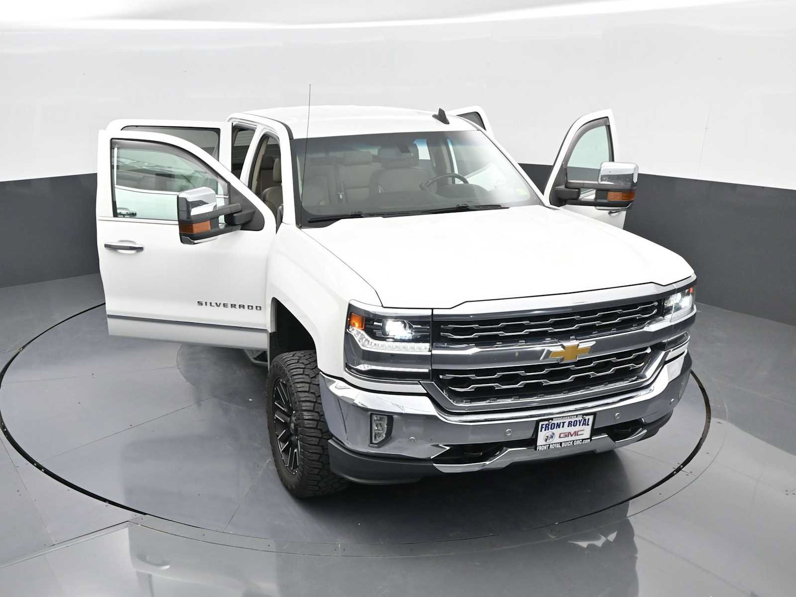 Used 2018 Chevrolet Silverado 1500 LTZ w/ Sport Package AWD/4WD image 44