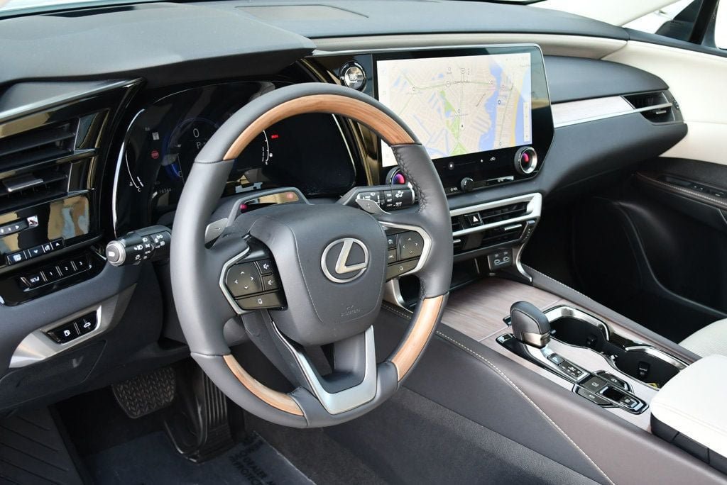 Used 2023 Lexus RX 350 Premium Plus w/ Accessory Package FWD image 46