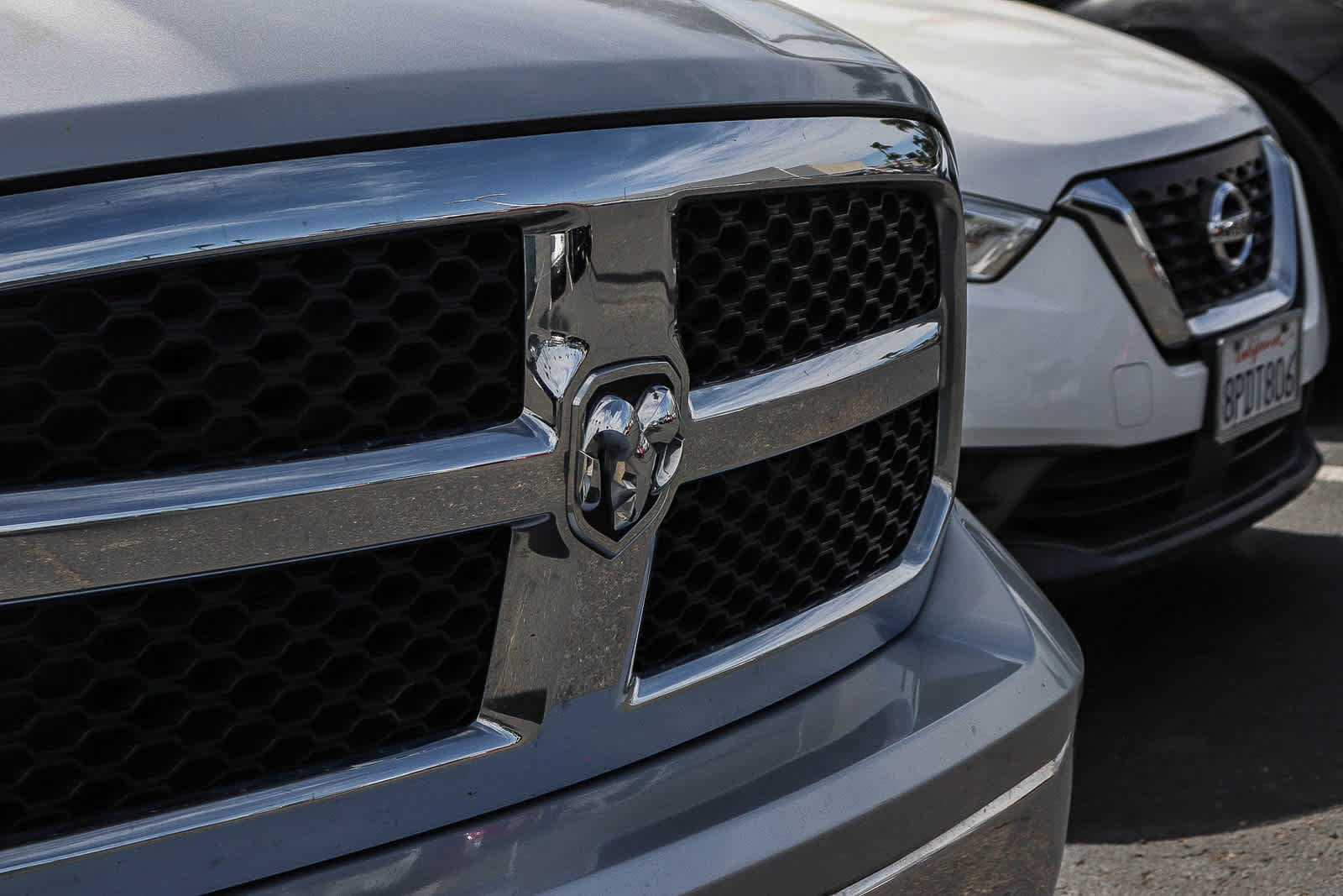 Used 2017 RAM 1500 Classic SLT image 3