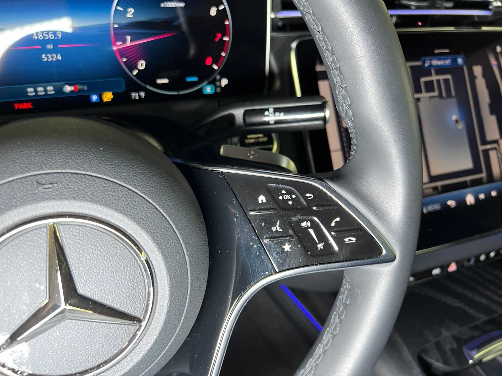 Used 2026 Mercedes-Benz E 350 4MATIC Sedan image 30