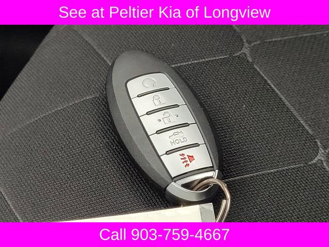 Used 2019 Nissan Kicks S FWD image 29