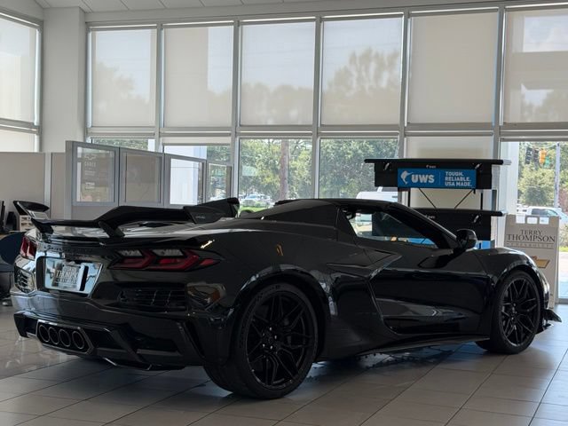 New 2027 Chevrolet Corvette Z06 RWD image 6