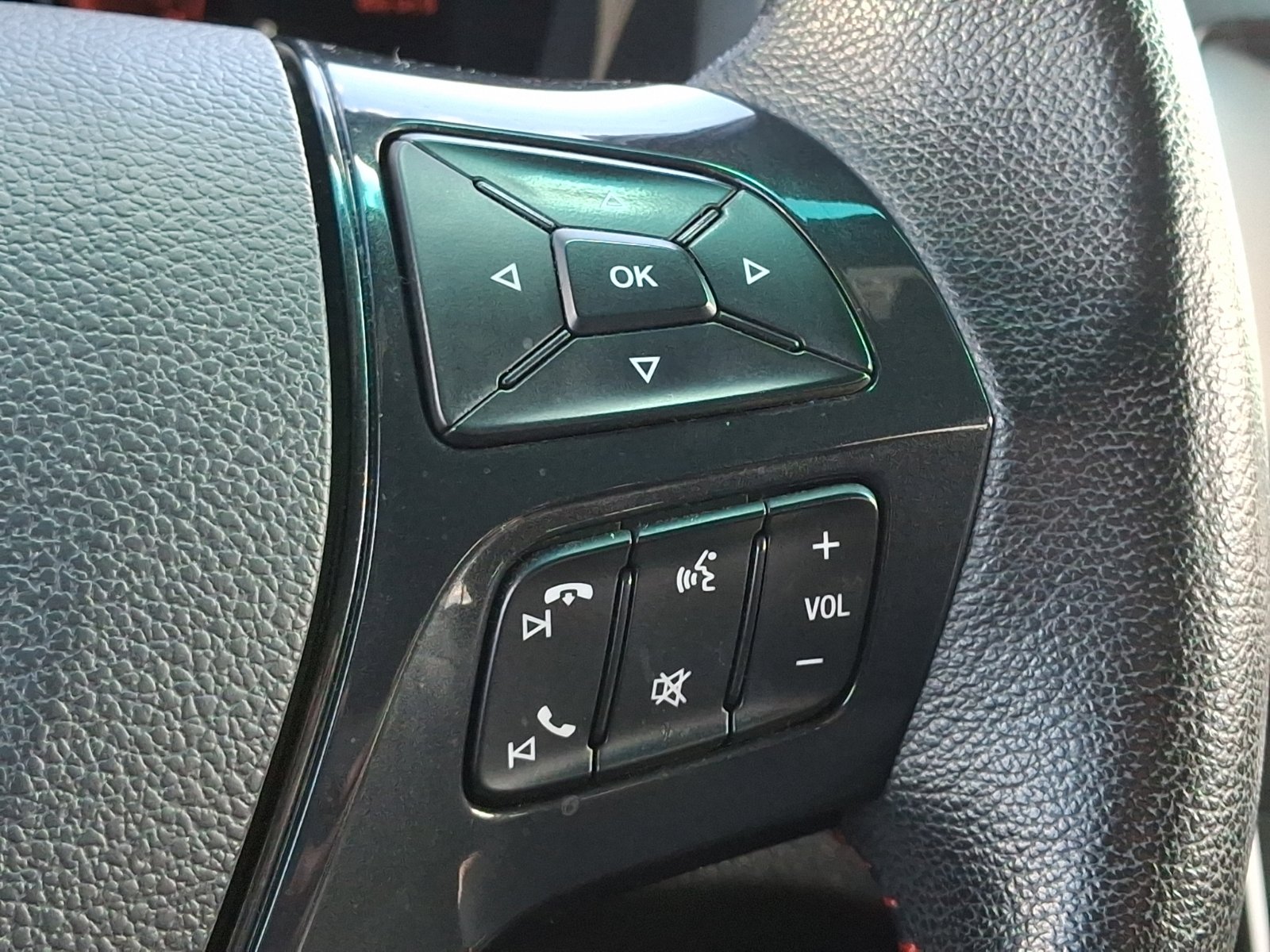 Used 2016 Ford Explorer Sport image 26