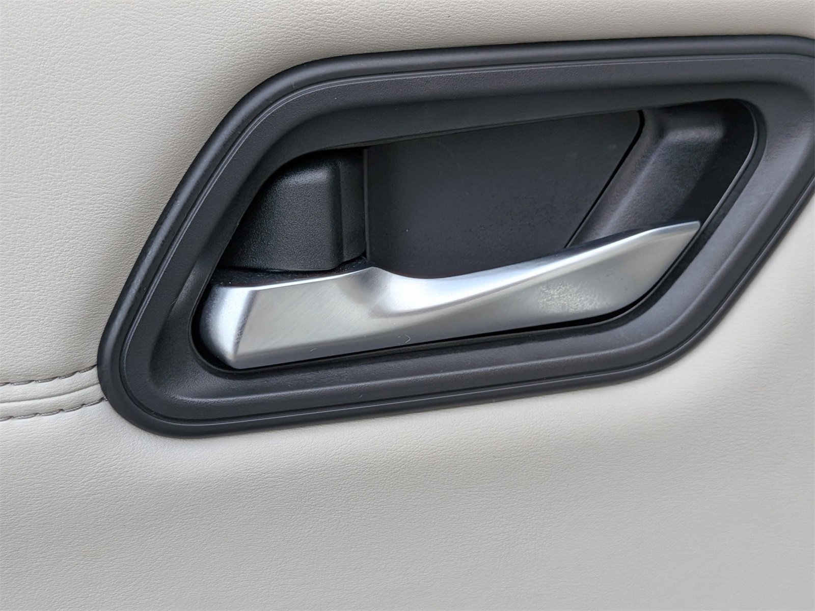 Used 2022 Nissan Rogue SL image 28