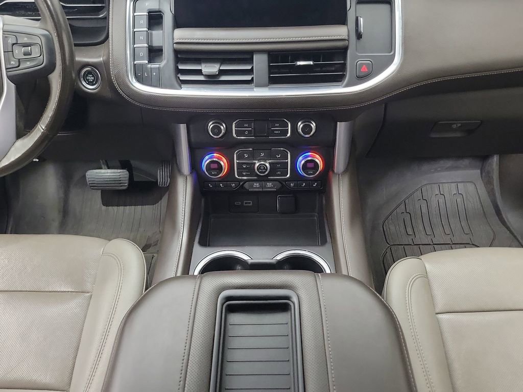 Used 2022 GMC Yukon XL SLT w/ SLT Luxury Package image 22