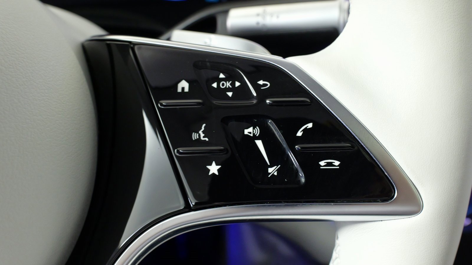 Used 2024 Mercedes-Benz EQS 580 4MATIC Sedan image 57