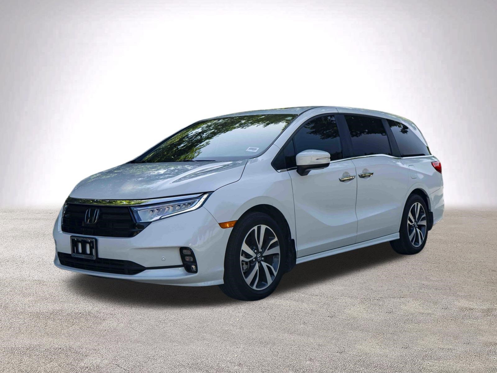 Used 2024 Honda Odyssey Touring image 5
