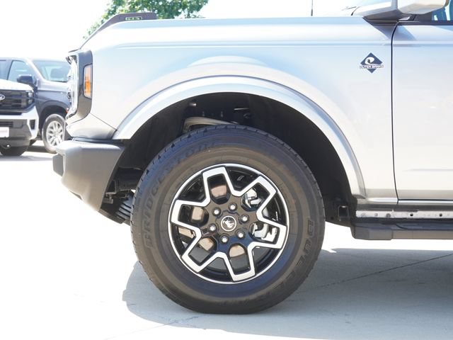Used 2024 Ford Bronco Outer Banks AWD/4WD image 5