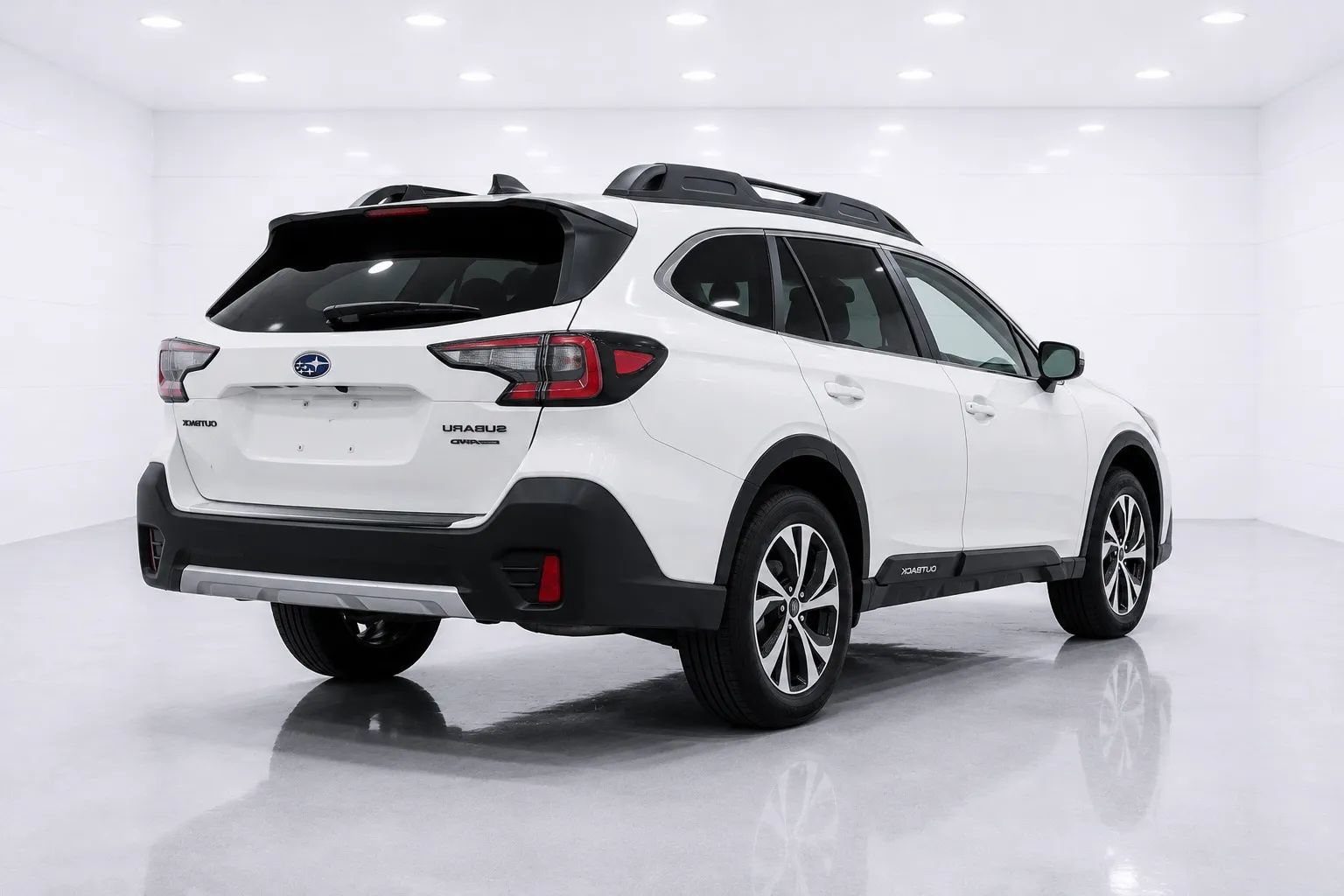 Used 2022 Subaru Outback Touring w/ Popular Package #2 AWD/4WD image 5
