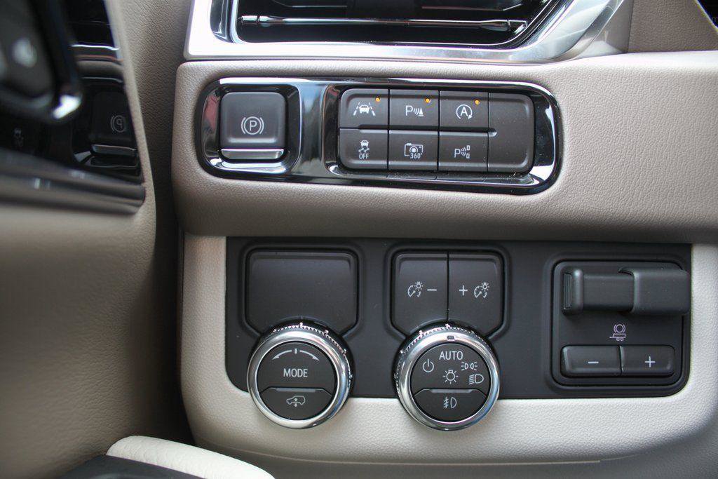 New 2026 GMC Yukon Denali w/ Denali Reserve Package image 14