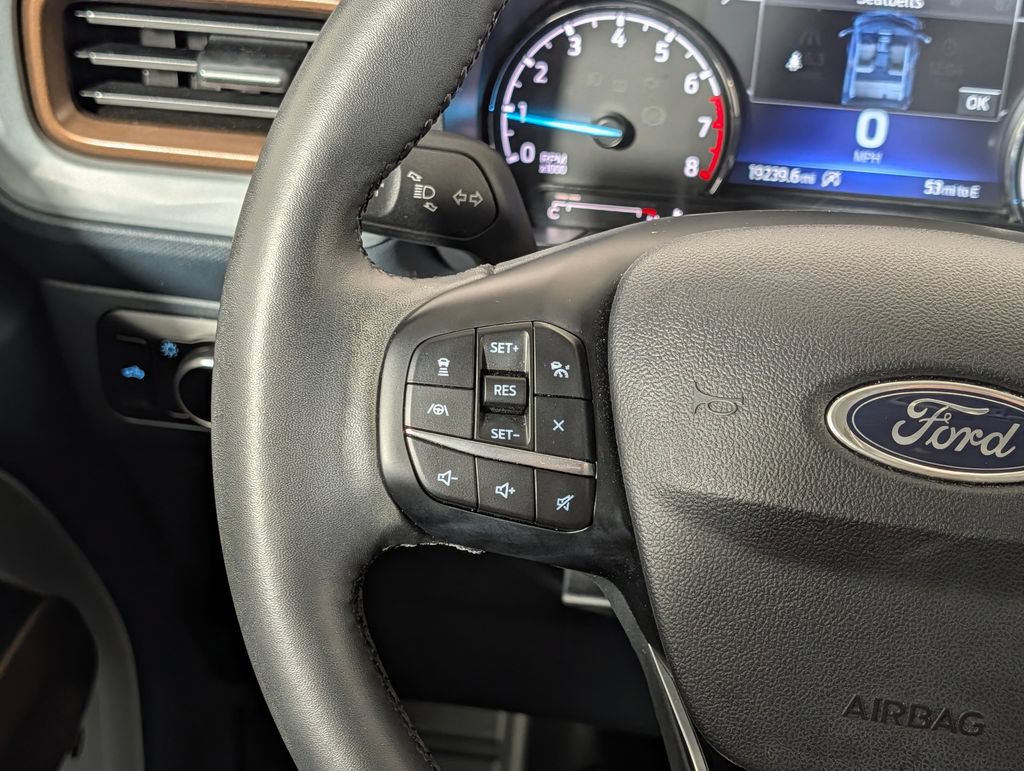 Certified 2024 Ford Maverick Lariat w/ FX4 Off-Road Package AWD/4WD image 18