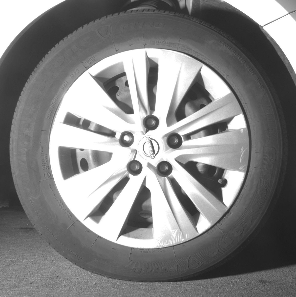 Used 2025 Nissan Sentra S FWD image 13