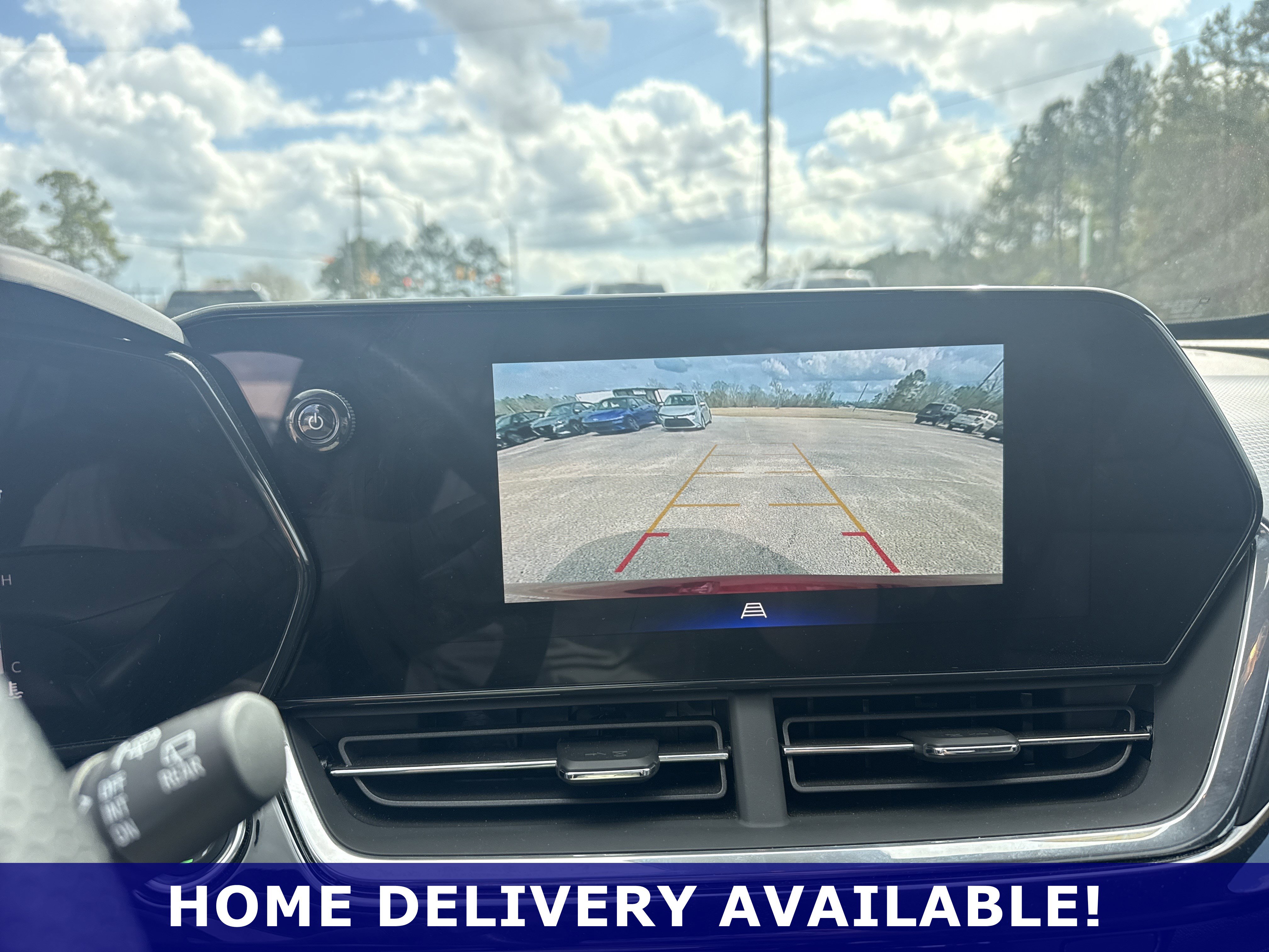 Used 2024 Chevrolet Trax RS w/ Sunroof Package image 15