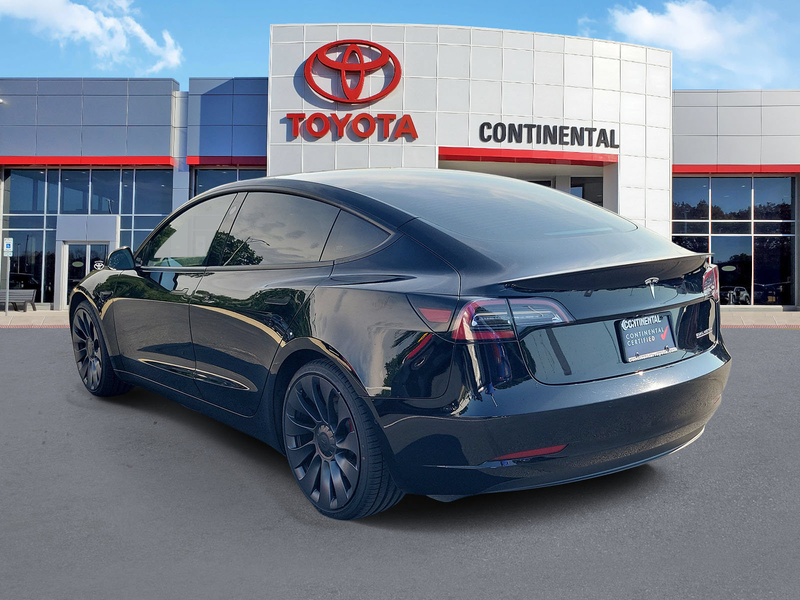 Used 2021 Tesla Model 3 Performance AWD/4WD image 3