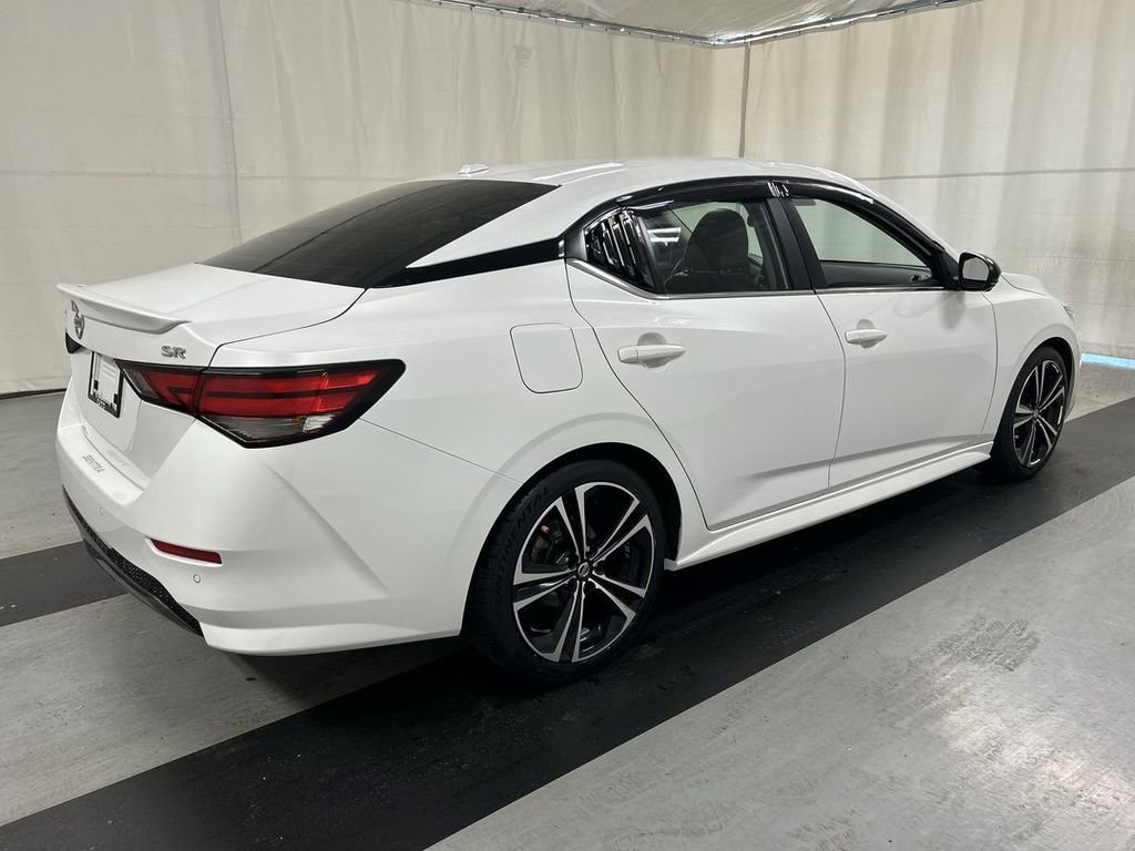 Used 2023 Nissan Sentra SR w/ SR Premium Package FWD image 2