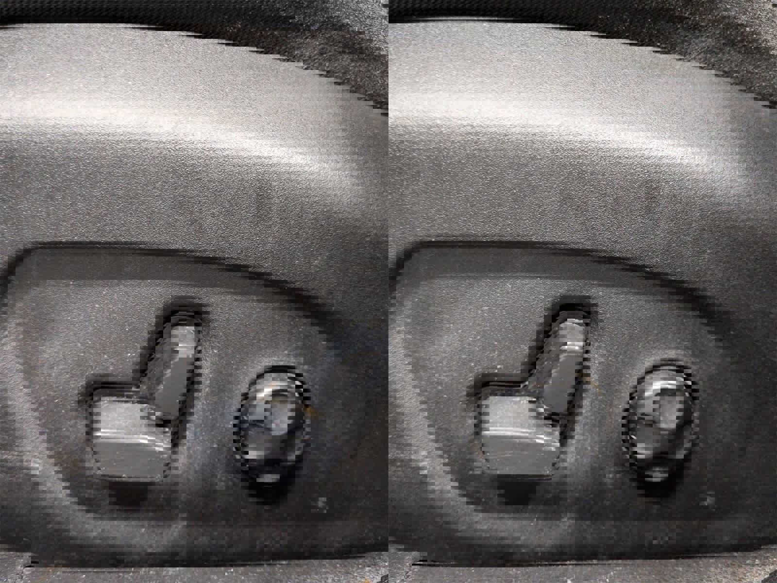 Certified 2017 Chrysler 200 Limited Platinum image 18