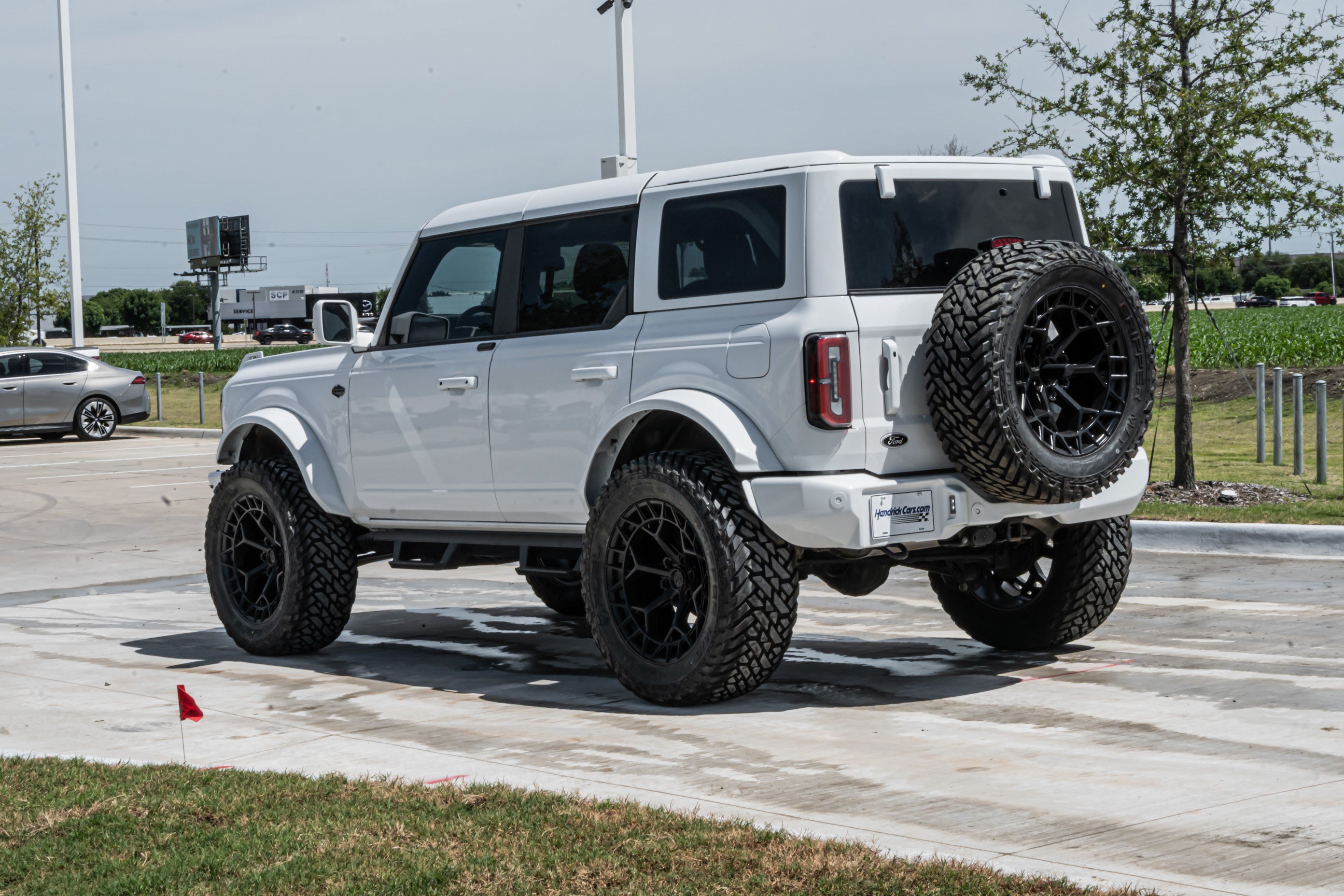 Used 2024 Ford Bronco Wildtrak AWD/4WD image 9