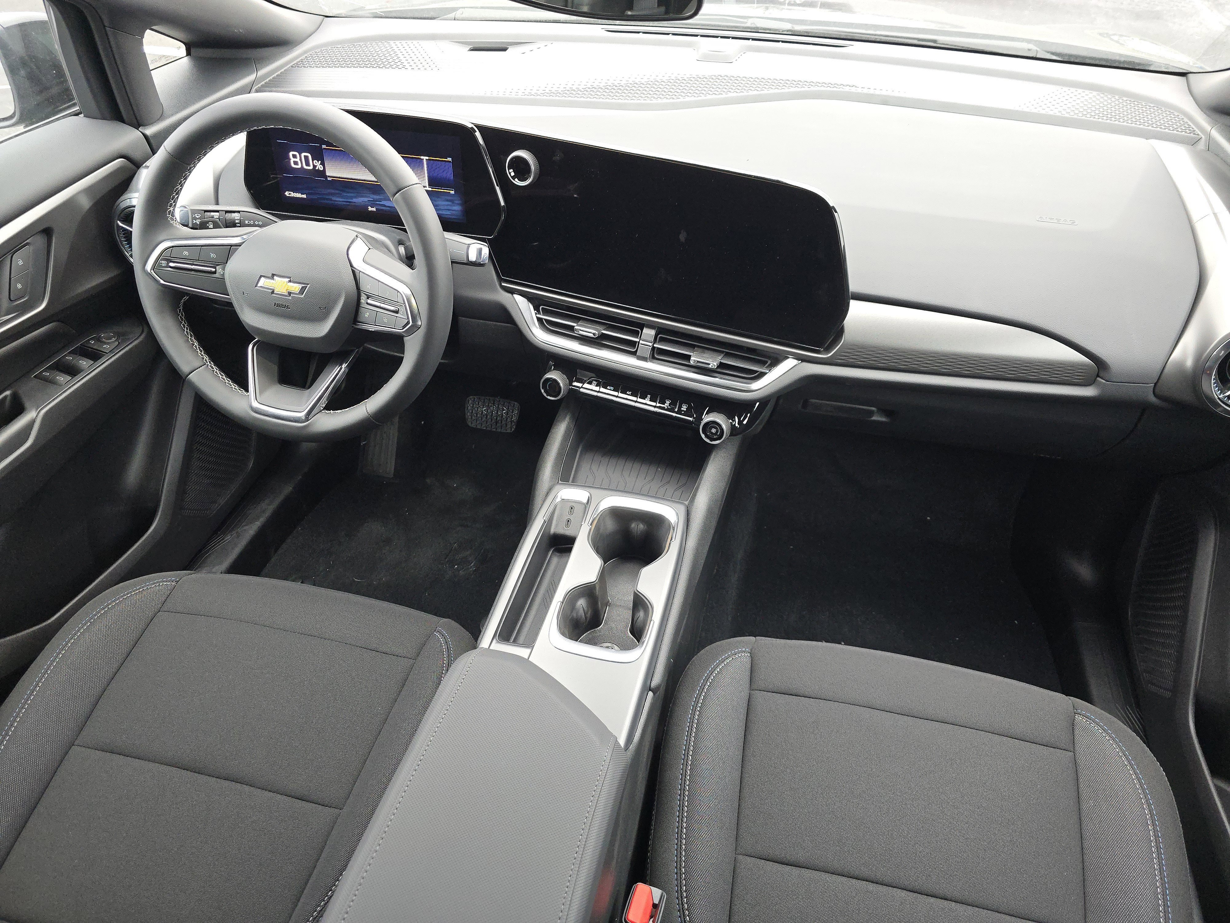 New 2026 Chevrolet Equinox EV LT image 21