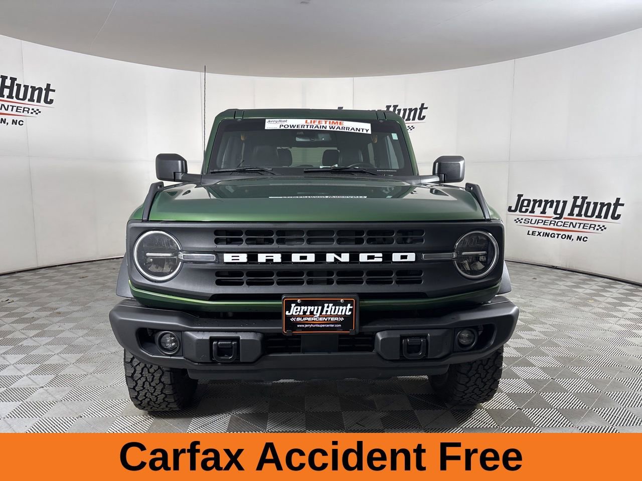Used 2023 Ford Bronco Black Diamond image 3