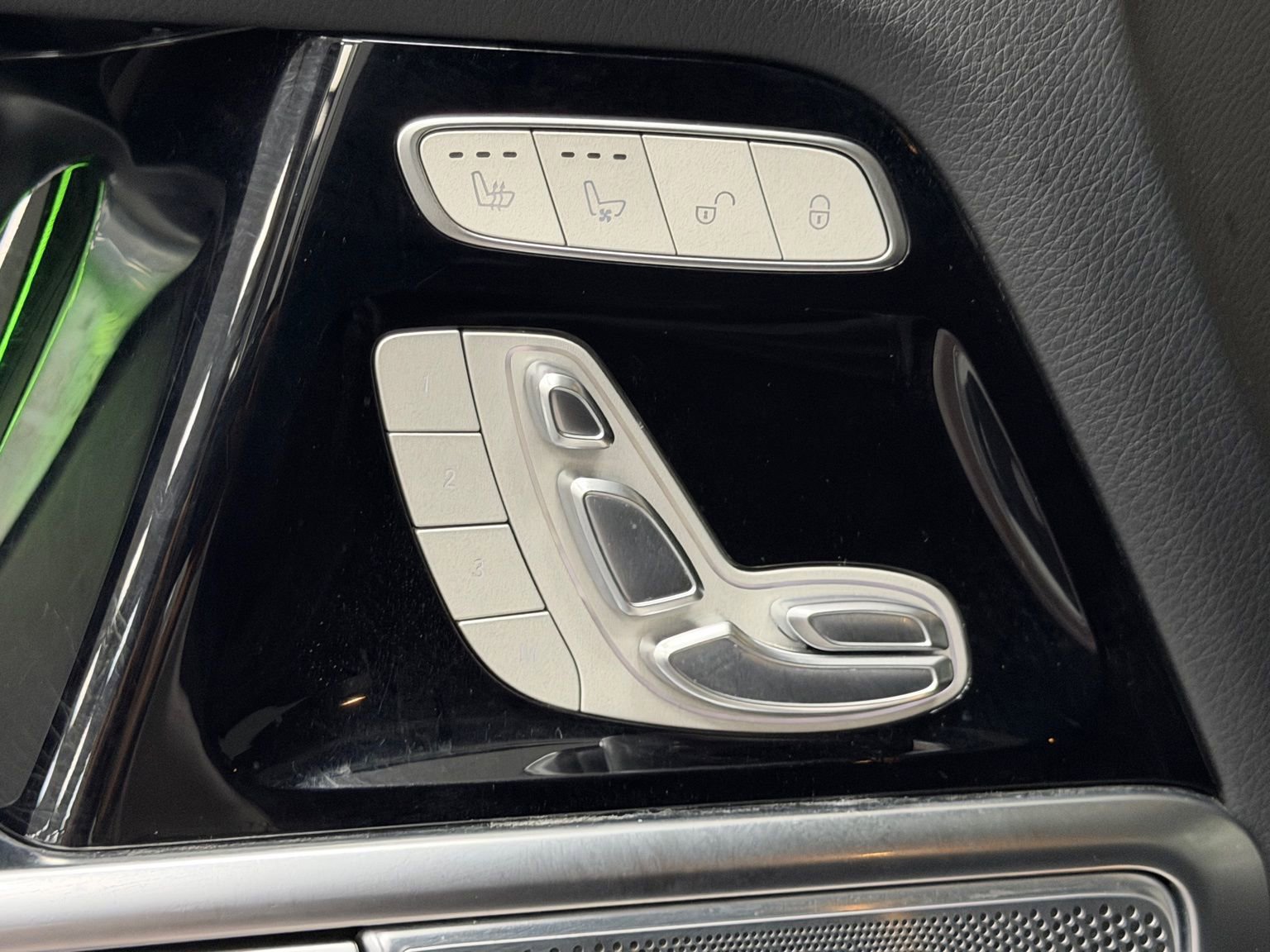 Certified 2025 Mercedes-Benz G 550 image 21