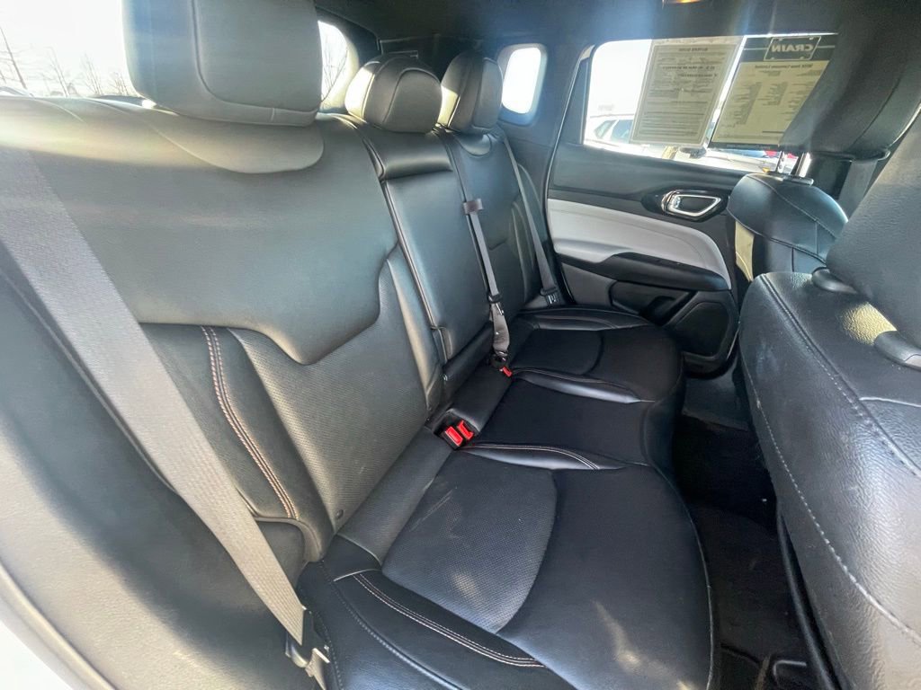 Used 2023 Jeep Compass Limited image 28