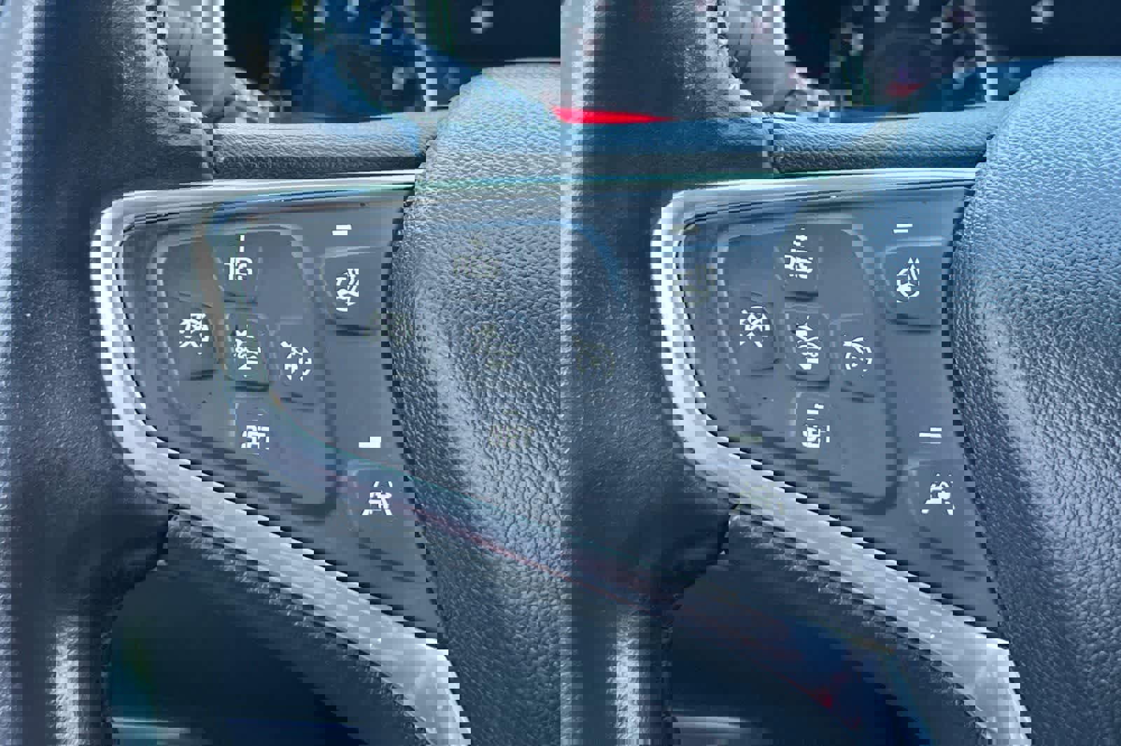 Used 2022 Chevrolet Equinox Premier image 31