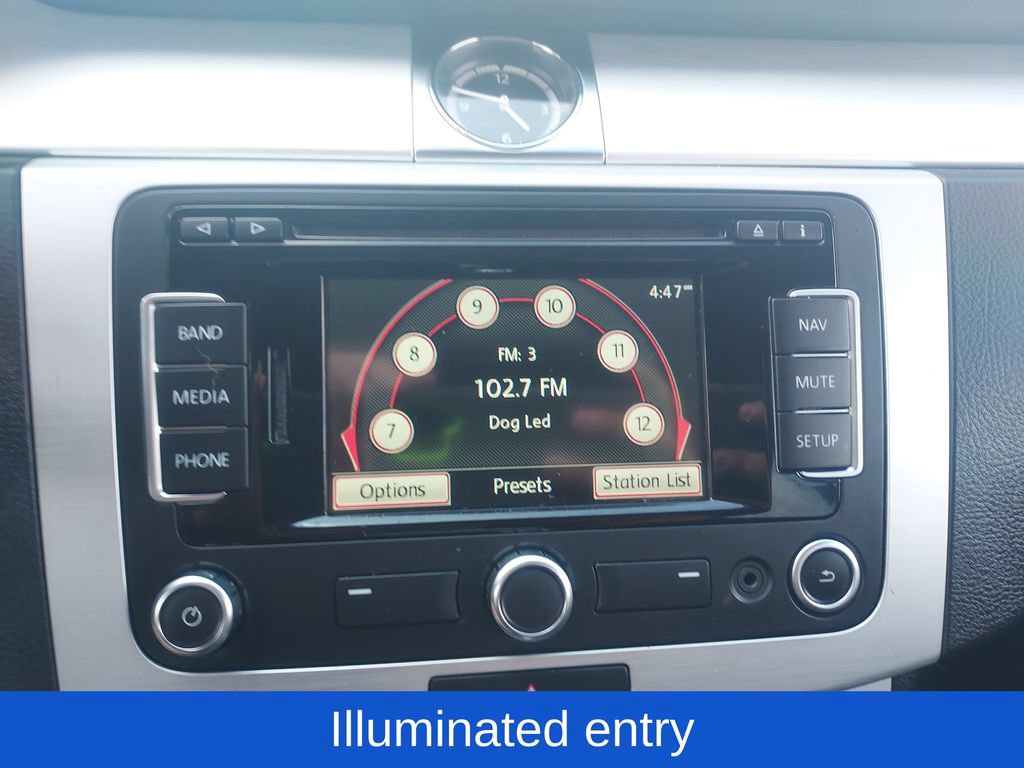 Used 2013 Volkswagen CC R-Line FWD image 12