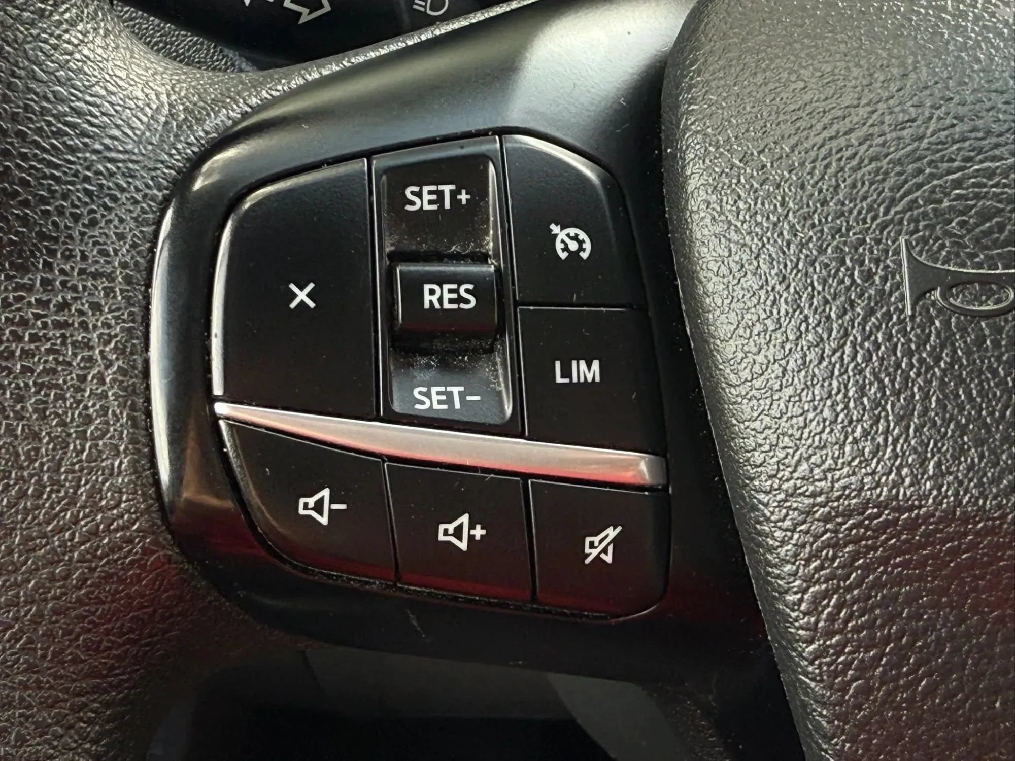 Used 2024 Ford Transit 350 XL RWD image 32