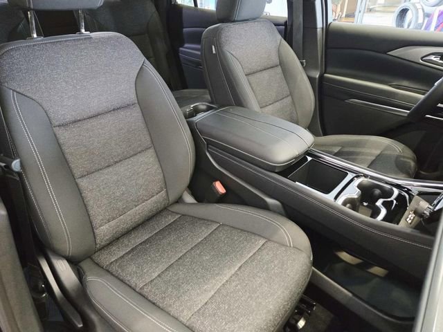 New 2026 Chevrolet Traverse LT w/ Midnight/Sport Edition image 16